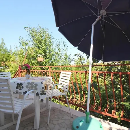 Franjo In Altstadtnaehe Mit Parkplatz Apartment Poreč